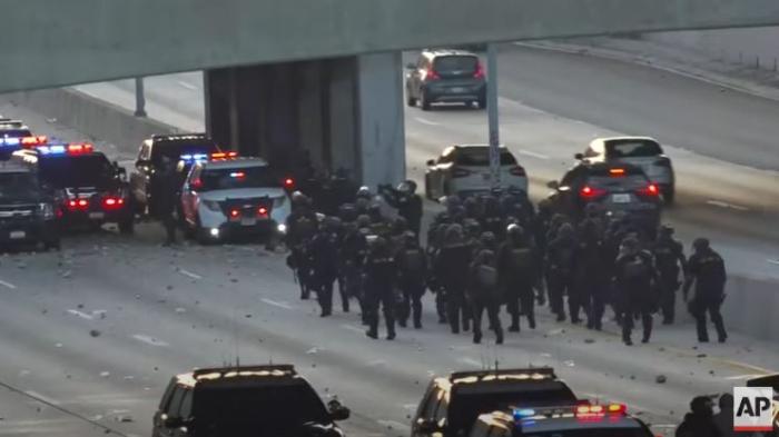 Ketegangan-Meningkat-di-Los-Angeles-setelah-Trump-Kerahkan-2000-Garda-Nasional.jpg