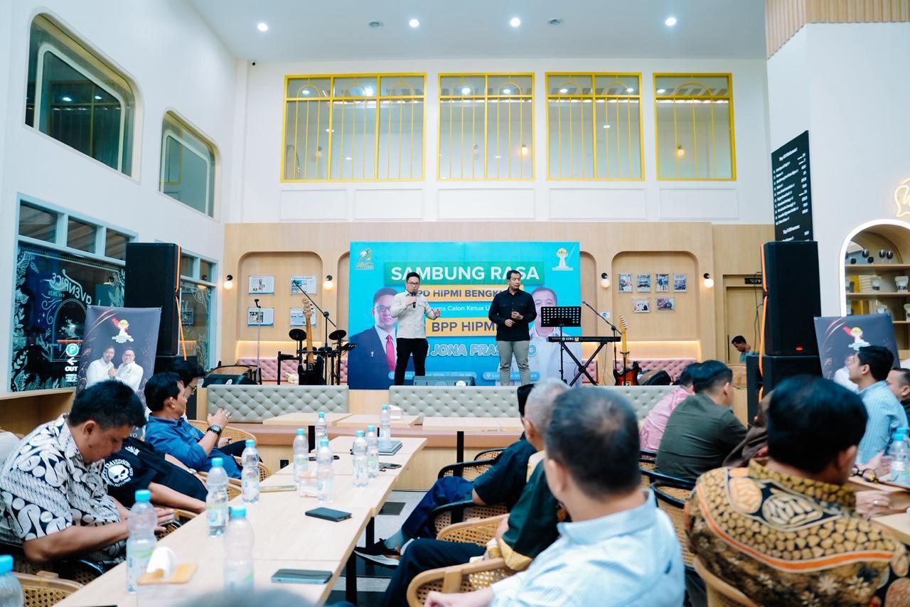 Ketua-BPD-HIPMI-Bengkulu-Ade-Jona-Prasetyo-dalam-forum.jpg