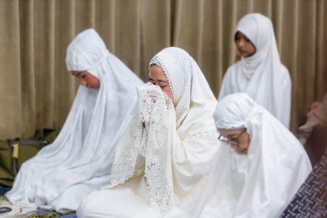 Ketua-DPR-RI-Puan-Maharani-Salat-Iduladha-2026-di-Masjid-Baiturrahman-Parlemen.jpg