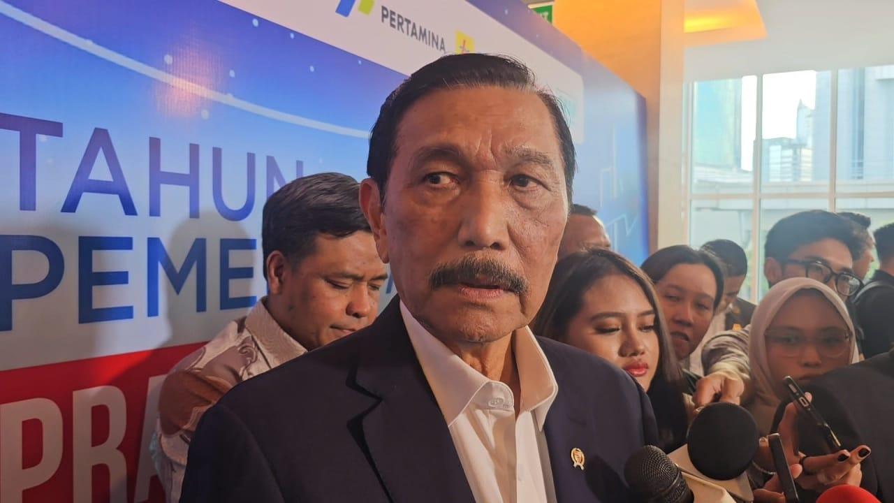 Ribut soal Utang Kereta Cepat Whoosh, Luhut: Masalahnya Apa Sih?