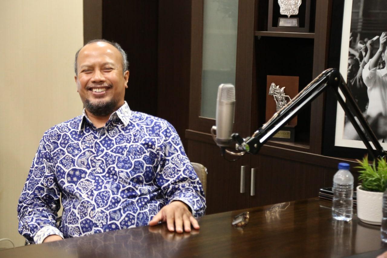 Ketua-Forum-Konsumen-Berdaya-Indonesia-FKBI-Tulus-Abadi-214.jpg