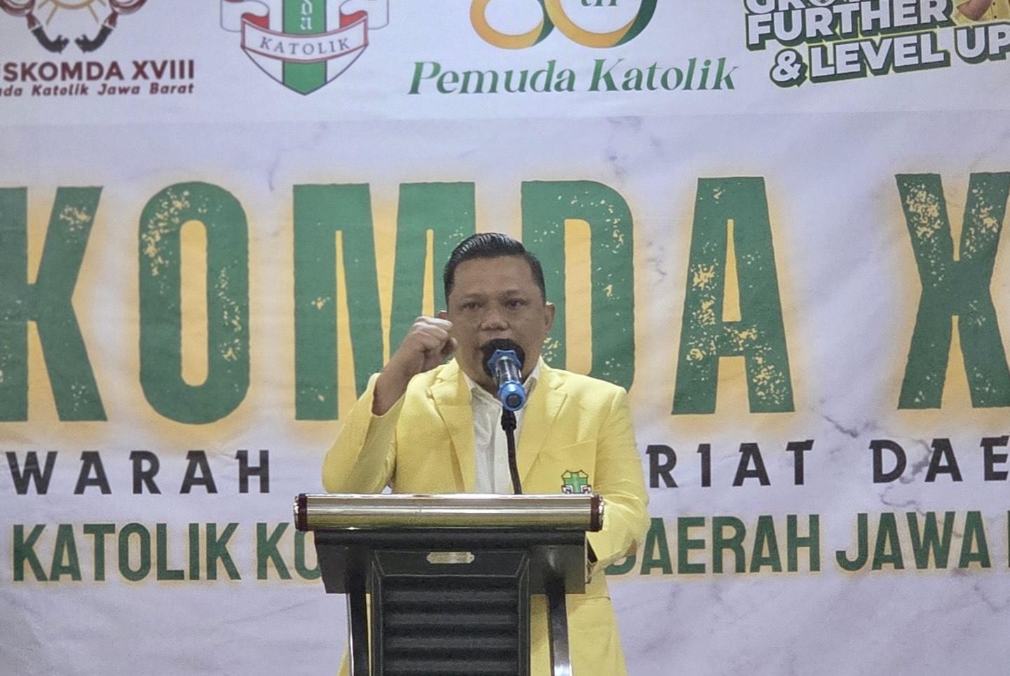 Ketua-Umum-PP-Pemuda-Katolik-Stefanus-Gusma-1.jpg