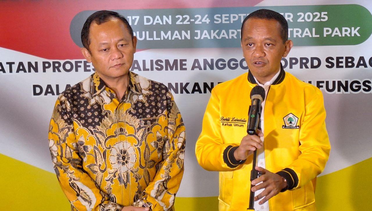 Bahlil Sentil DPRD Golkar: Jangan Cuma Duduk, Harus Peka Kondisi Rakyat