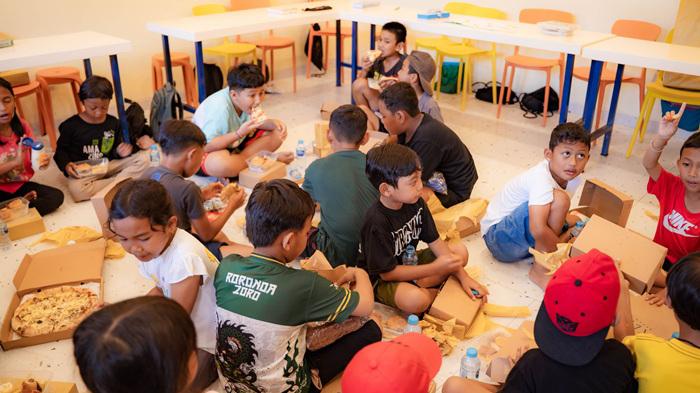 Klive-Beach-Club-Gelar-CSR-Kebahagiaan-Bersama-Happiness-Foundation.jpg