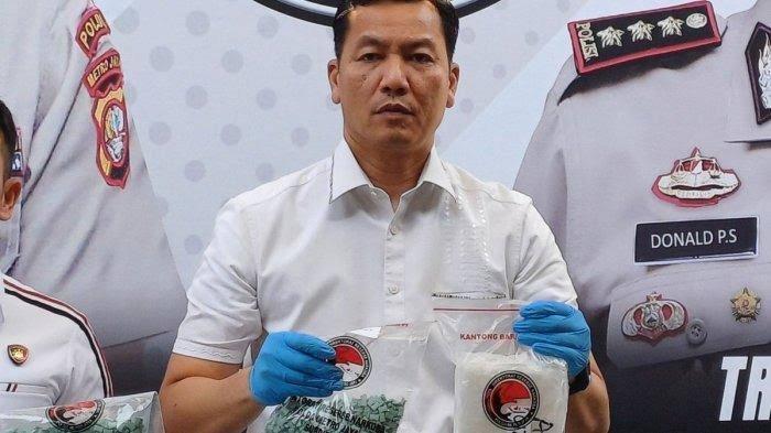 Kombes-Donald-Parlaungan-Simanjuntak-32.jpg