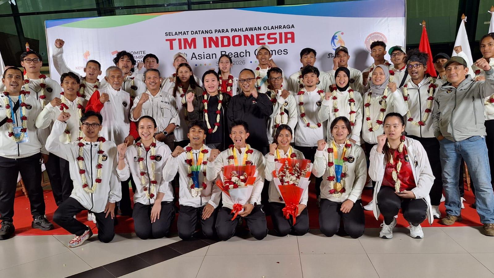 Kontingen-Indonesia-yang-tampil-pada-Asian-Beach-Games.jpg