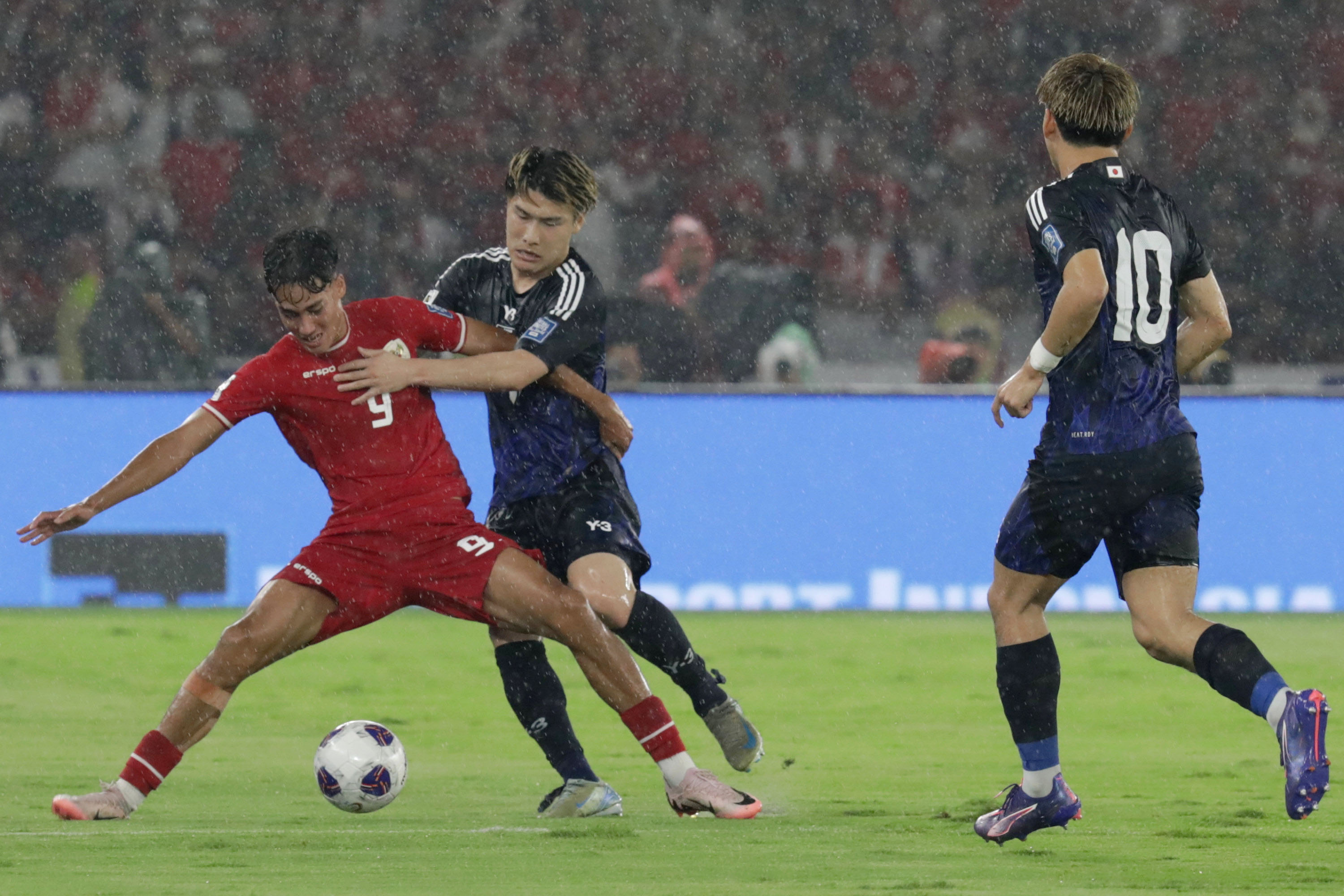 Kualifikasi-Piala-Dunia-2026-Timnas-Indonesia-vs-Jepang_20241115_205409.jpg