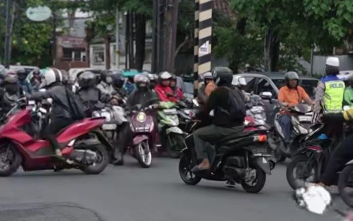 LAWAN-ARAH-Polda-Metro-Jaya.jpg