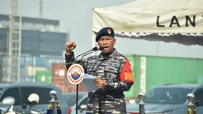 Laksdya-TNI-Achmad-Wibisono-Inspektur-Jenderal-TNI-AL.jpg