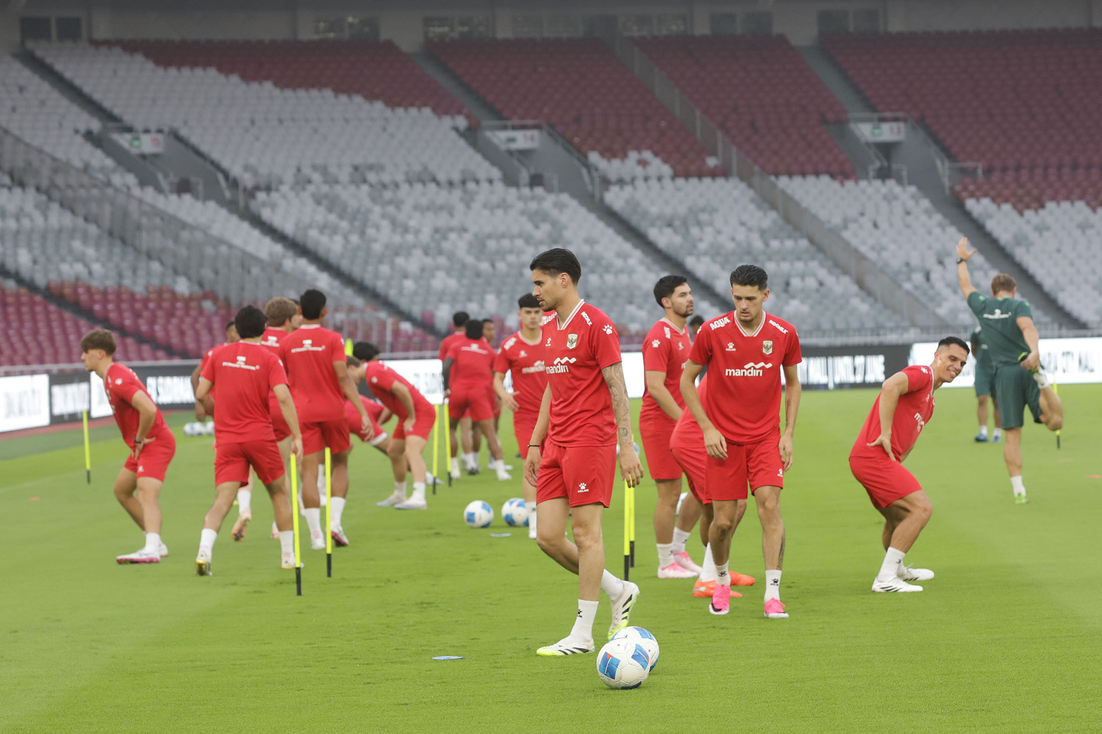 Latihan-Timnas-Indonesia-Jelang-Lawan-Oman_20260604_202919.jpg