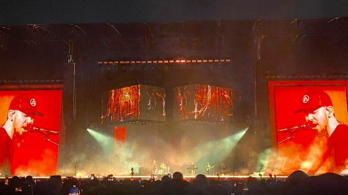 Linkin-Park-Janji-Bakal-Balik-Lagi-ke-Indonesia-Mike-Shinoda-Kalian-Sangat-Luar-Biasa.jpg