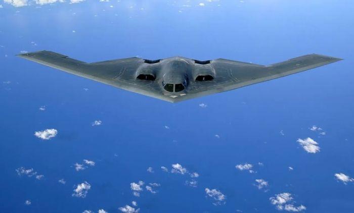 MISI-PENGEBOMAN-Pesawat-pengebom-bomber-B-2-militer-Amerika-Serikat.jpg