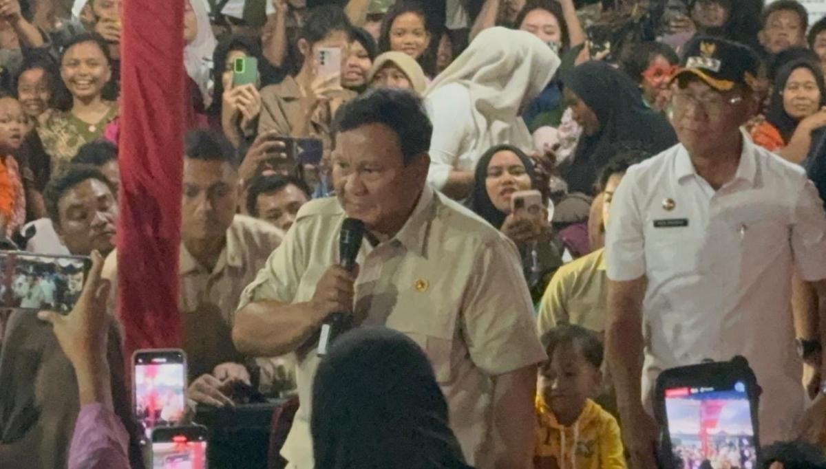 Tahun Baru di Pengungsian Banjir, Prabowo Janji Tindak Tegas Perusahaan Pembalakan Liar: Demi Rakyat