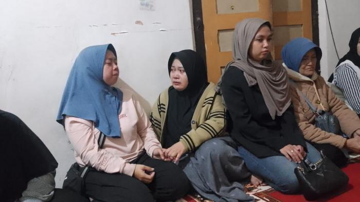 Nestapa Mela Puri, Anaknya Tewas Rebutan Nasi Gratis di Pesta Dedi Mulyadi