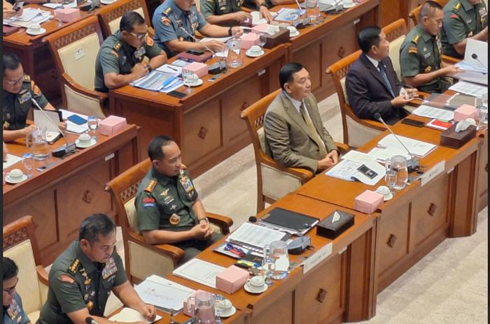 Menhan-Sjafrie-Sjamsoeddin-Panglima-TNI_1.jpg