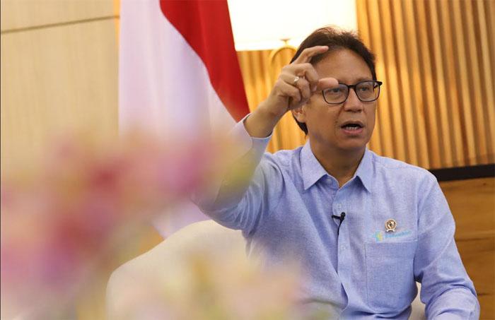 Lezbiyenlarning yalayotgan fotosuratlari