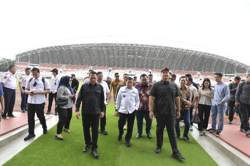 Menpora-Dito-Ariotedjo-meninjau-langsung-beberapa-venue-di-kompleks-Jakabaring-Sport-City.jpg
