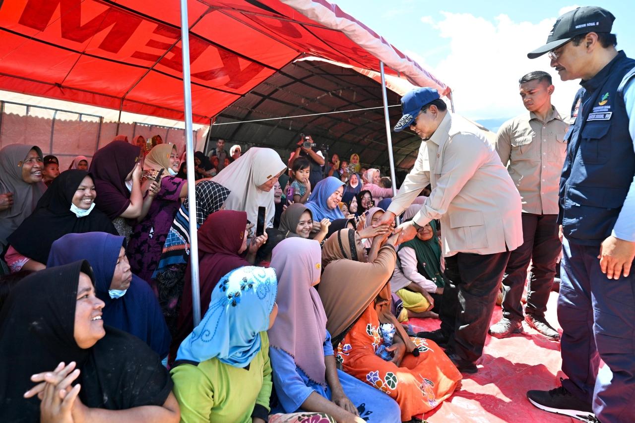 Mensos Gus Ipul Prioritaskan Logistik ke Aceh Tamiang, Rp25 Miliar Bantuan Disalurkan