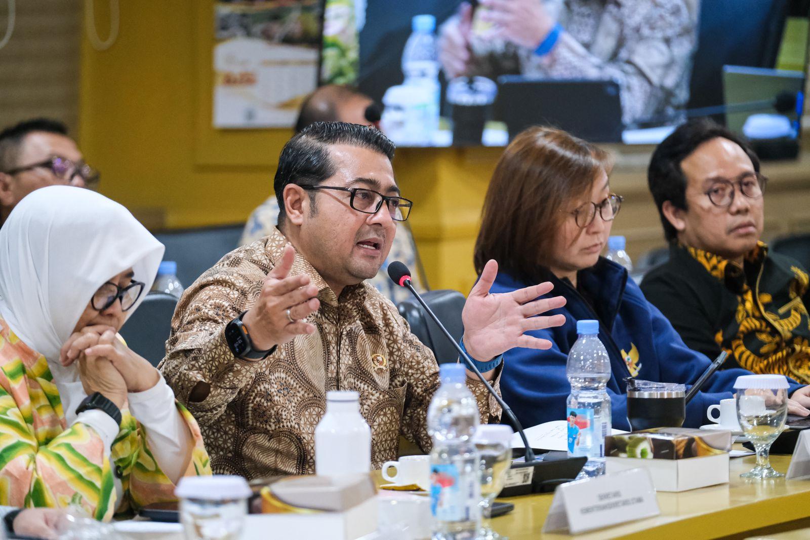 Menteri Ekraf: AI Jadi Kolaborator Baru di Industri Kreatif