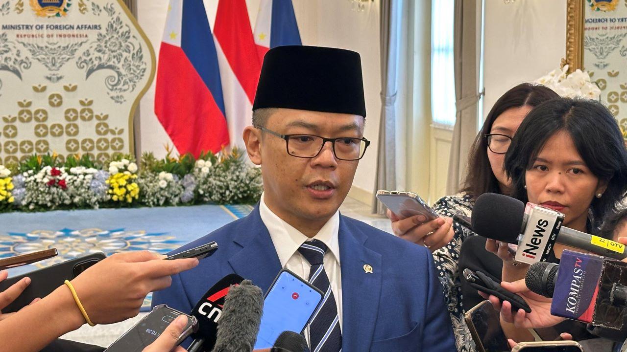 Menteri-Luar-Negeri-RI-Sugiono-di-Kantor-Kemlu-RI-Jakarta-Pusat-Kamis.jpg