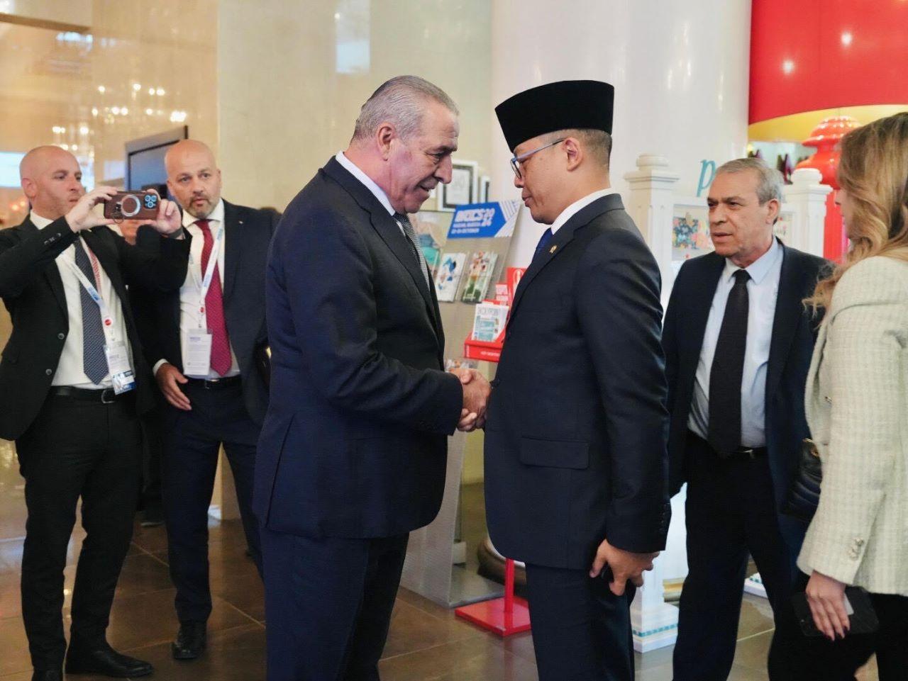 Menteri-Luar-Negeri-RI-Sugiono-pertemuan-bilateral-Sekjen-Komite-Eksekutif-PLO-Hussein-Al-Sheikh.jpg