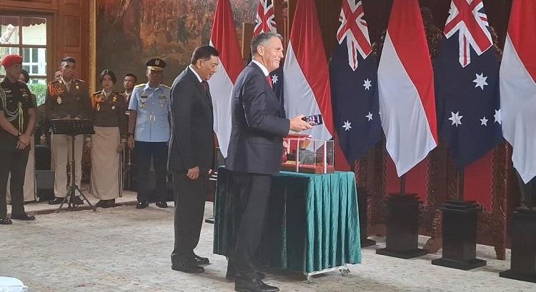 Menteri-Pertahanan-Menhan-Sjafrie-Sjamsoeddin-dan-wakil-PM-australia.jpg