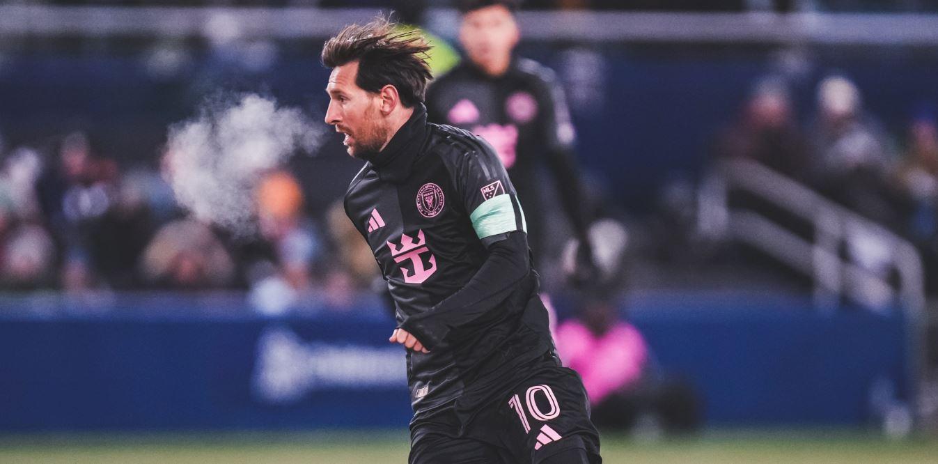 Messi-main-di-Suhu-Ekstrem.jpg