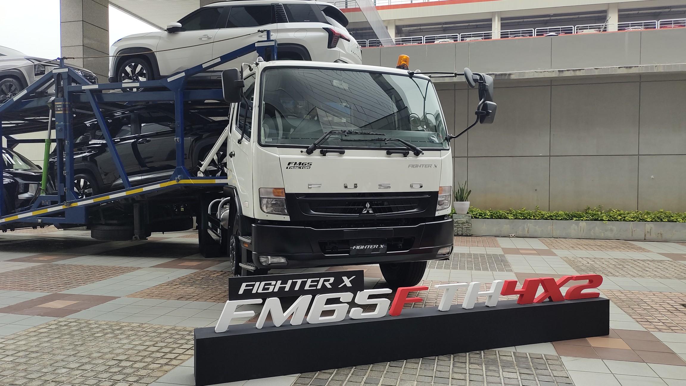 Mitsubishi Fuso Rilis Tractor Head 4x2, Fokus Dukung Sektor Logistik