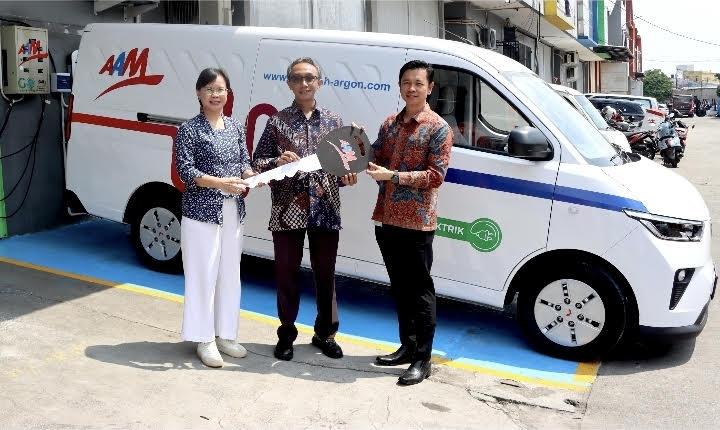 Mobil-listrik-logistik-OK.jpg