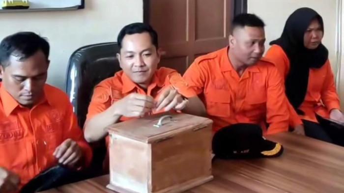 Momen-OPD-Purwakarta-Sisihkan-Rp1000.jpg