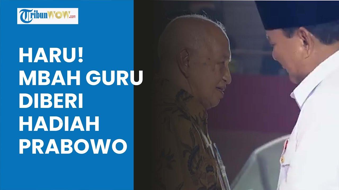 Momen-Prabowo-Beri-Hadiah-Laptop-dan-Uang-Rp-100-Juta-kepada-2-Guru-Pak-Kuswanto-sampai-Menangis.jpg