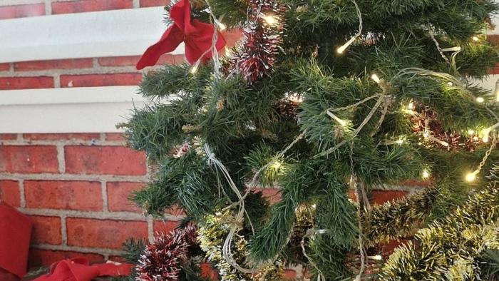 Natal-ilustrasi-pohon-natal.jpg