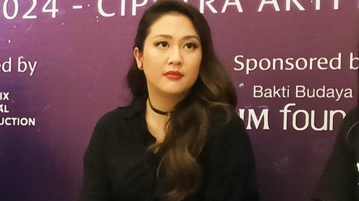 Sherina Munaf Masih Diperiksa Polisi, Uya Kuya Datangi Polres Jaktim