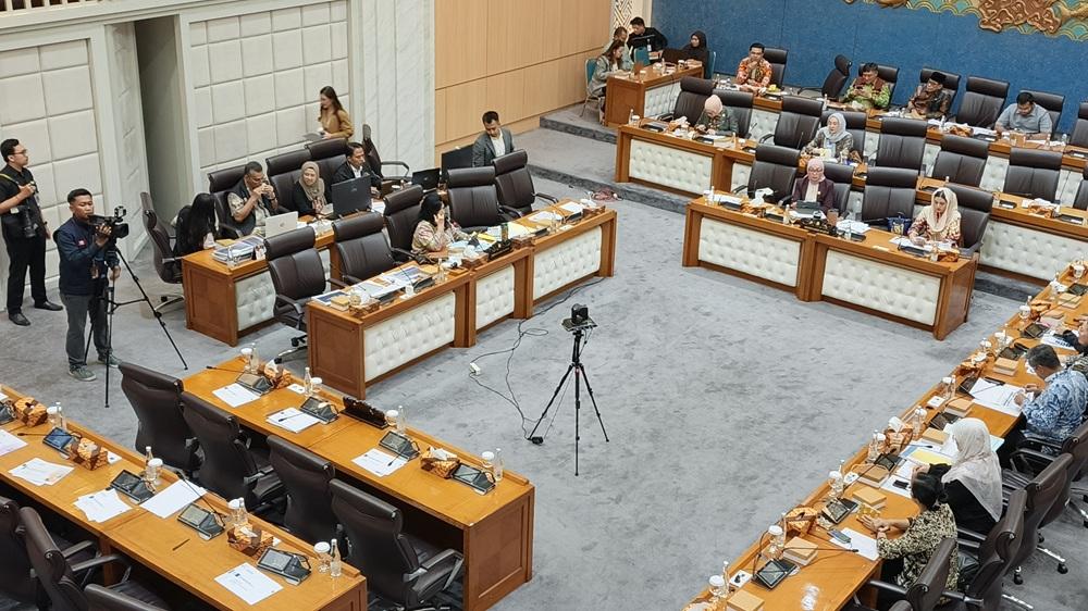 PANJA-AMDK-RDP-antara-Komisi-VII-DPR-RI.jpg