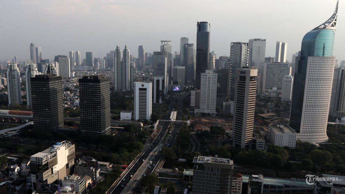 PERTUMBUHAN-EKONOMI-INDONESIA-Suasana-gedung-perkantoran-di-Jakarta.jpg