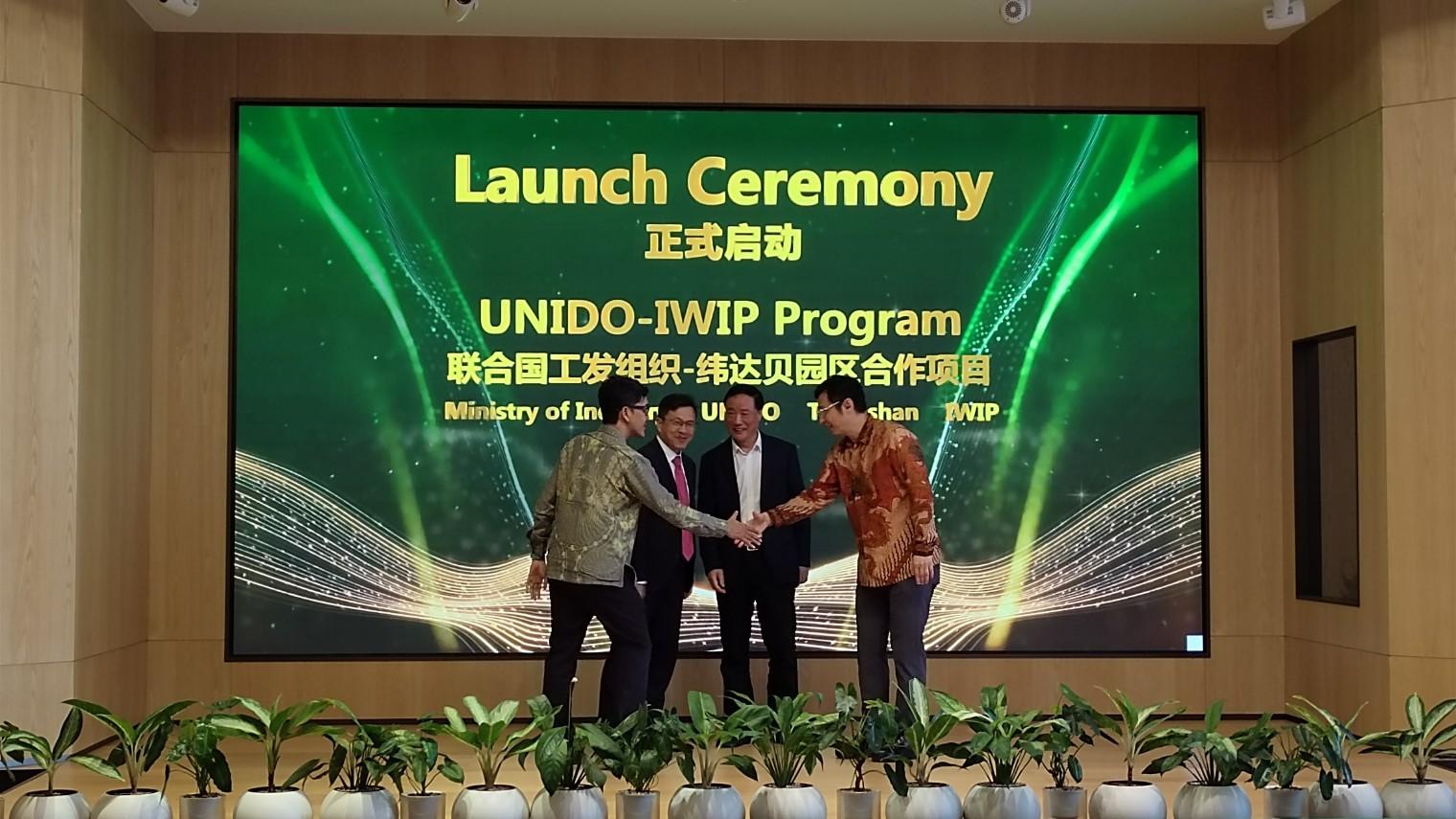 PROYEK-INDUSTRI-HIJAU-UNIDO-bersama-IWIP-resmi.jpg