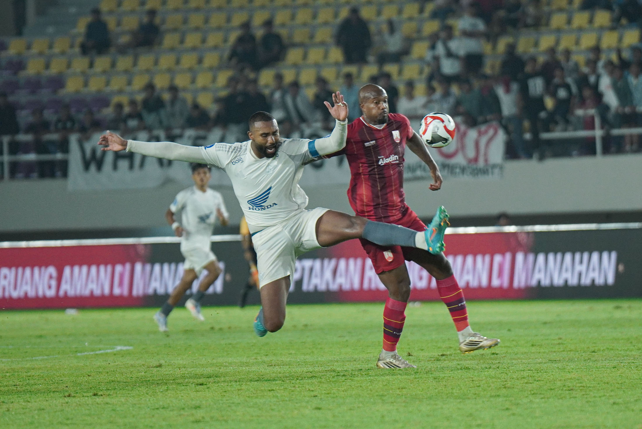 PSM-Comeback-Kalahkan-Persis-di-Kandang_20251130_071943.jpg