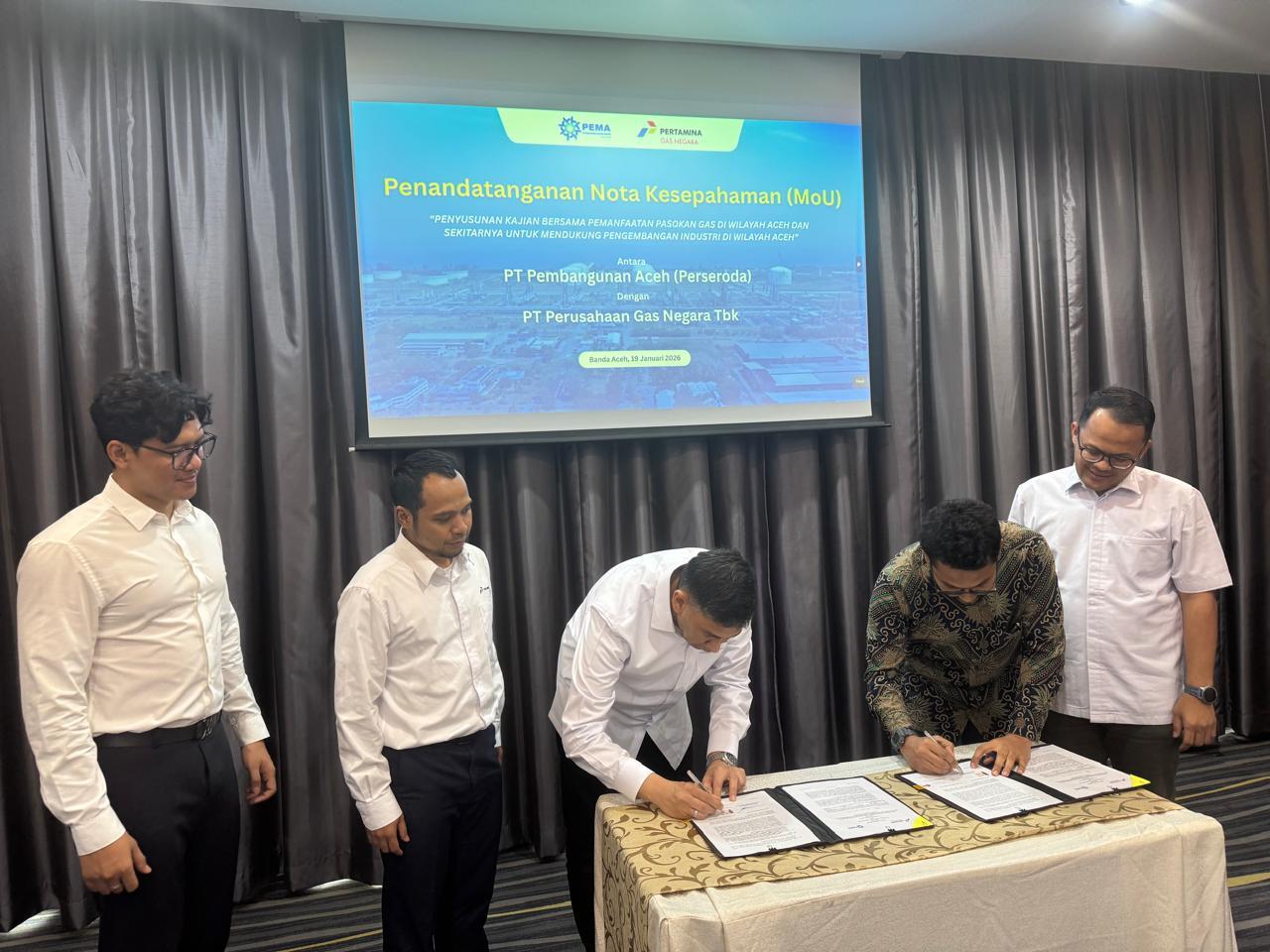 PT-Perusahaan-Gas-Negara-Tbk-PGN-menggandeng-PT-Pembangunan-Aceh-80.jpg
