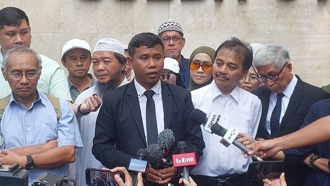 Kubu Roy Suryo Pertanyakan Relevansi 600 Bukti dan 99 Saksi yang Diperiksa di Kasus Ijazah Jokowi