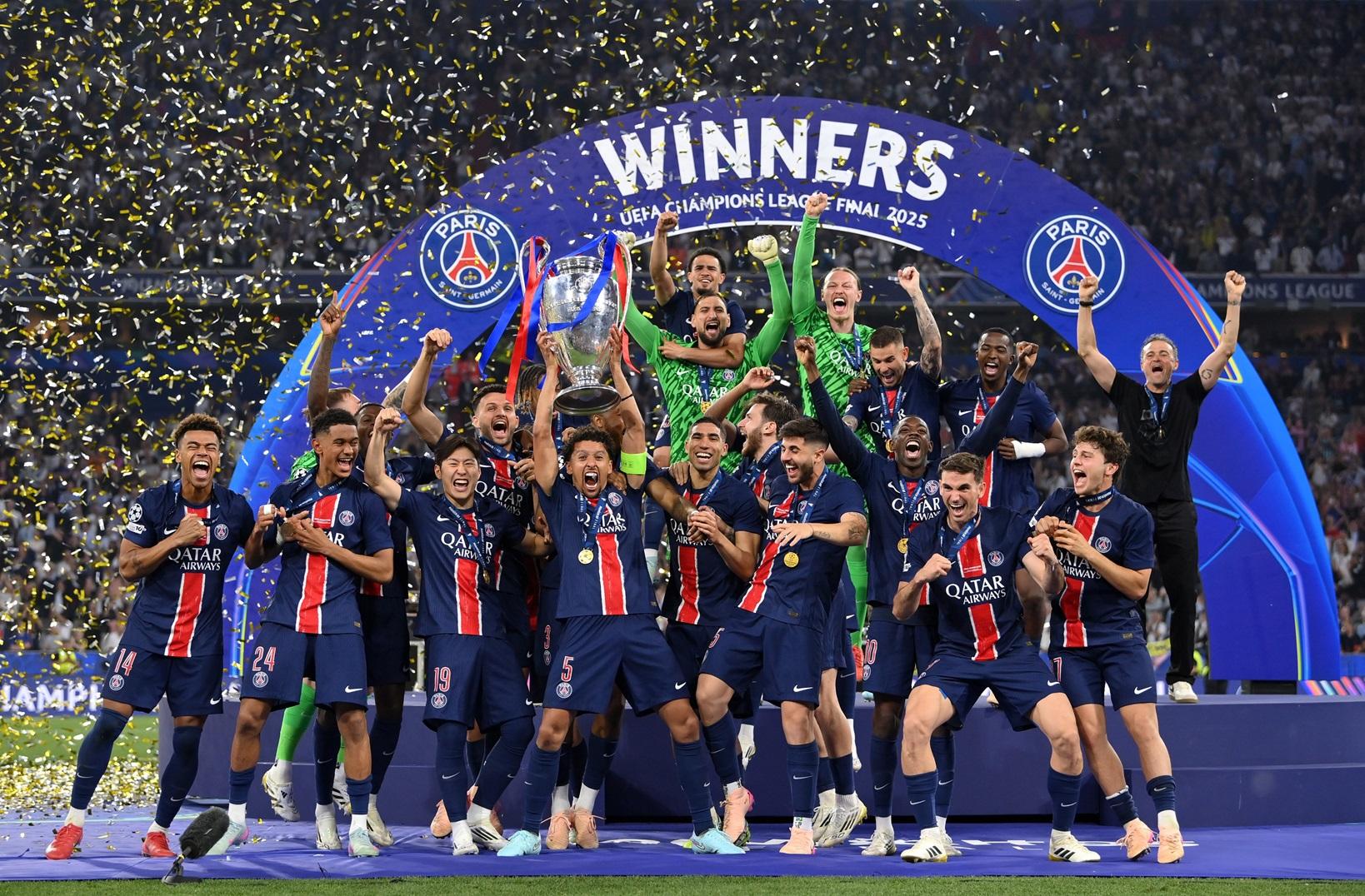 Para-pemain-Paris-Saint-Germain-PSG-merayakan-gelar-juara-Liga-Champions.jpg