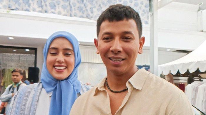 Pasangan-Sonny-Septian-dan-Fairuz-A-Rafq.jpg