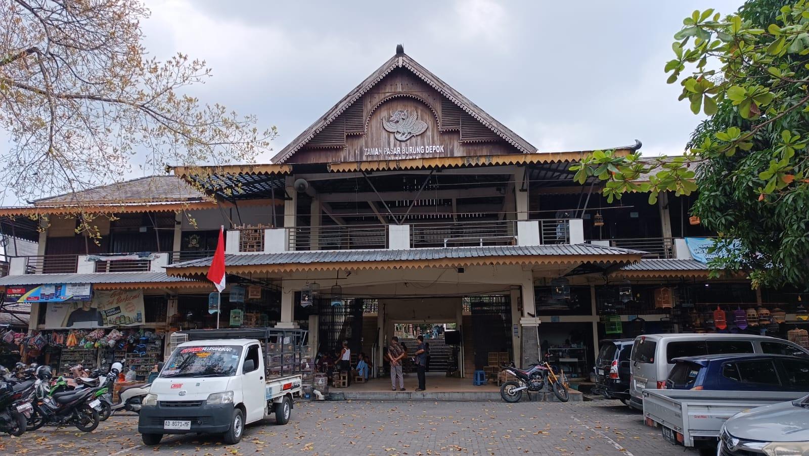 Prakiraan Cuaca Kota Solo Selasa, 4 November 2025: Sore Hujan Ringan, Malam Berawan