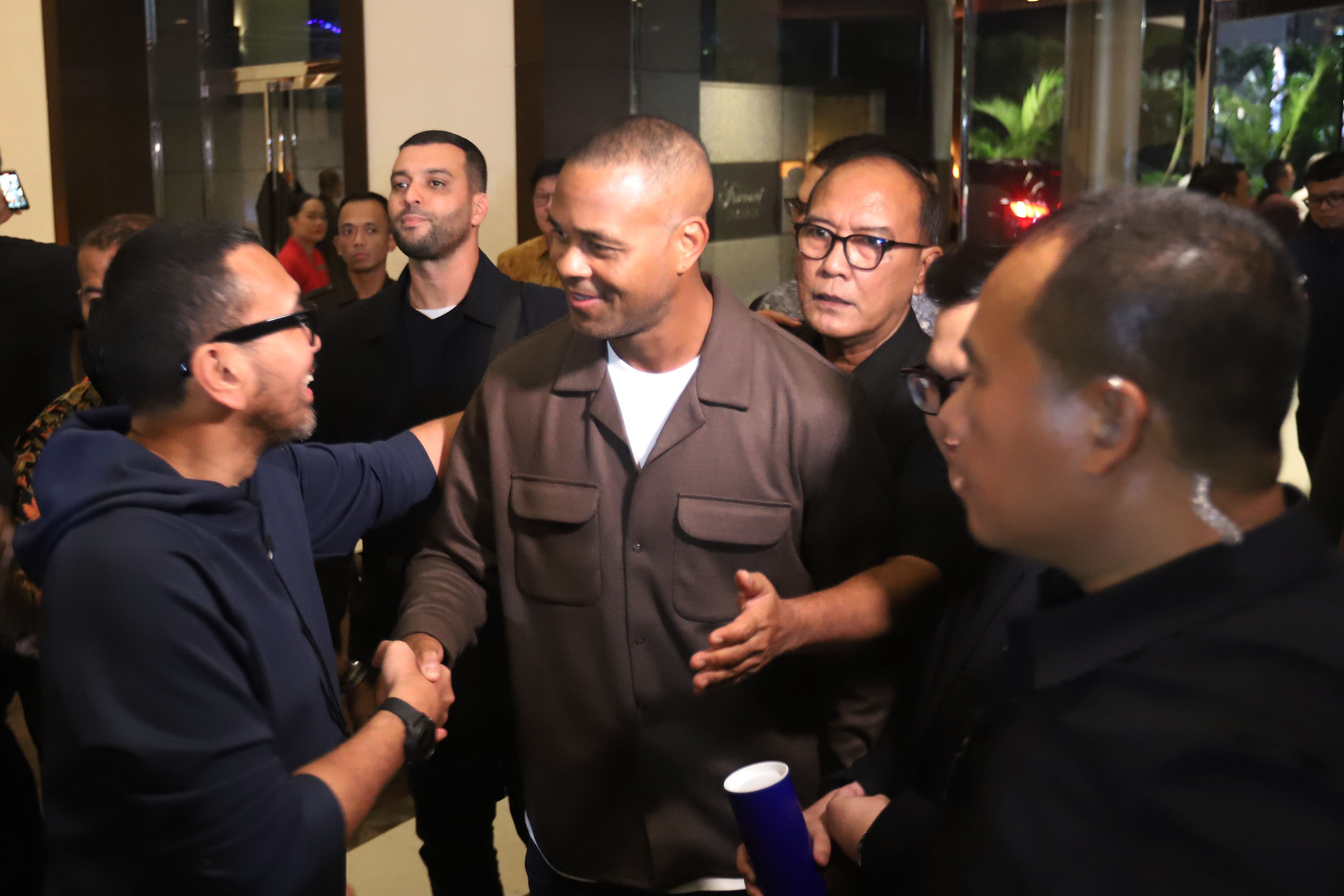 Patrick-Kluivert-Tiba-di-Indonesia_20250111_204107.jpg
