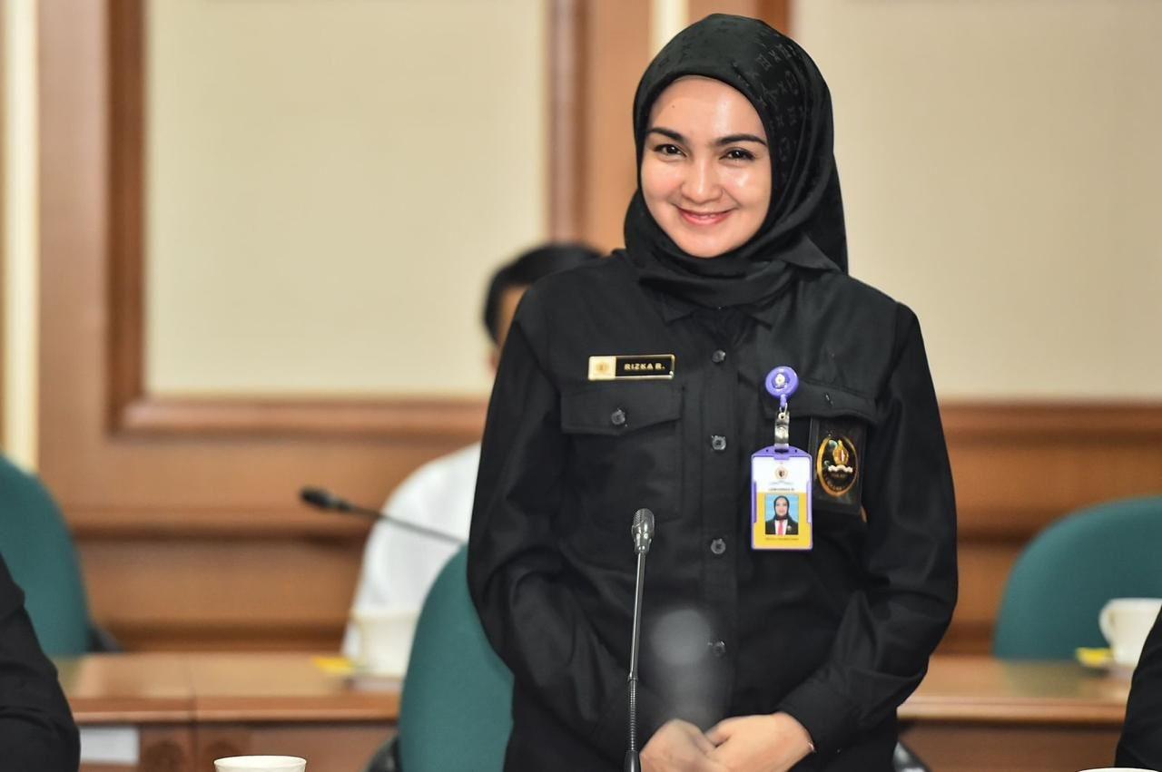 Tips Bertahan di Industri Kreatif Ala Pebisnis Muda Riezka Rahmatiana