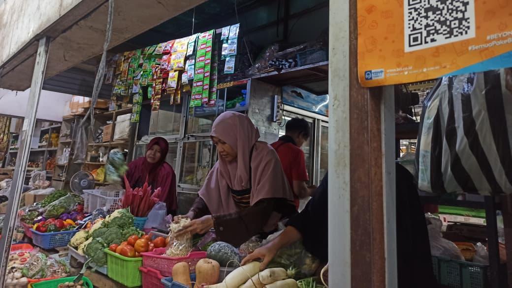 Pedagang-Pasar-Gede-di-Solo.jpg