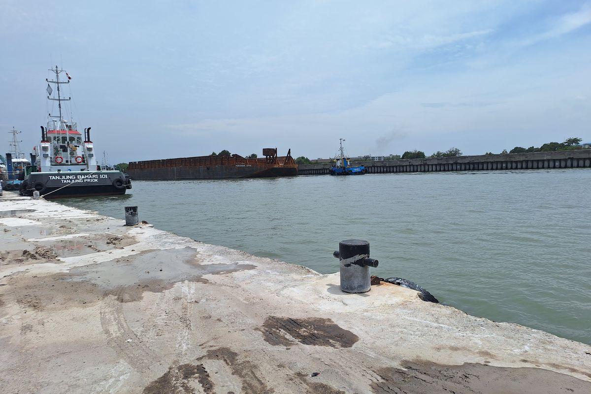 Pelabuhan-Marunda-Jakut.jpg