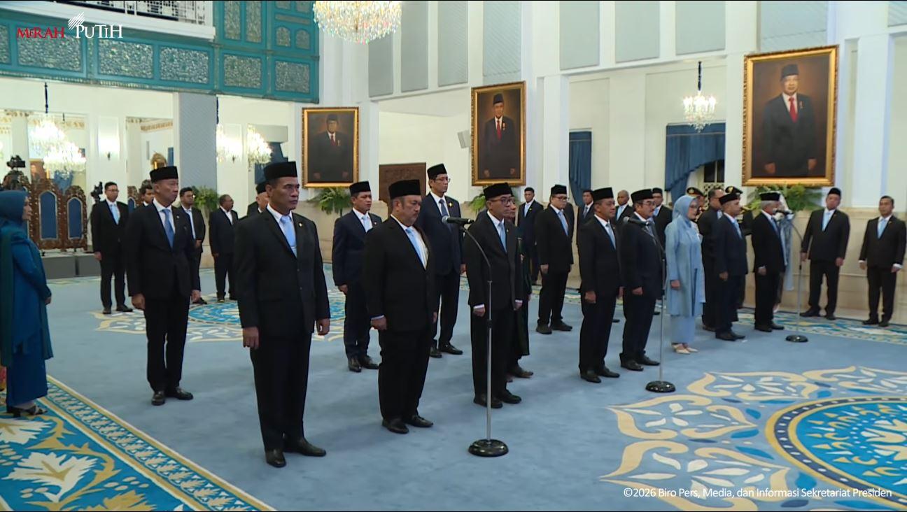 DEWAN ENERGI NASIONAL - Presiden Prabowo Subianto melantik 16 anggota Dewan Energi Nasional (DEN) di Istana Kepresidenan, Jakarta, Rabu (28/1/2026) pukul 15.00 WIB. Sebanyak 16 anggota Dewan Energi Nasional terdiri dari delapan orang dari unsur pemerintah dan delapan lainnya dari unsur pemangku kepentingan.