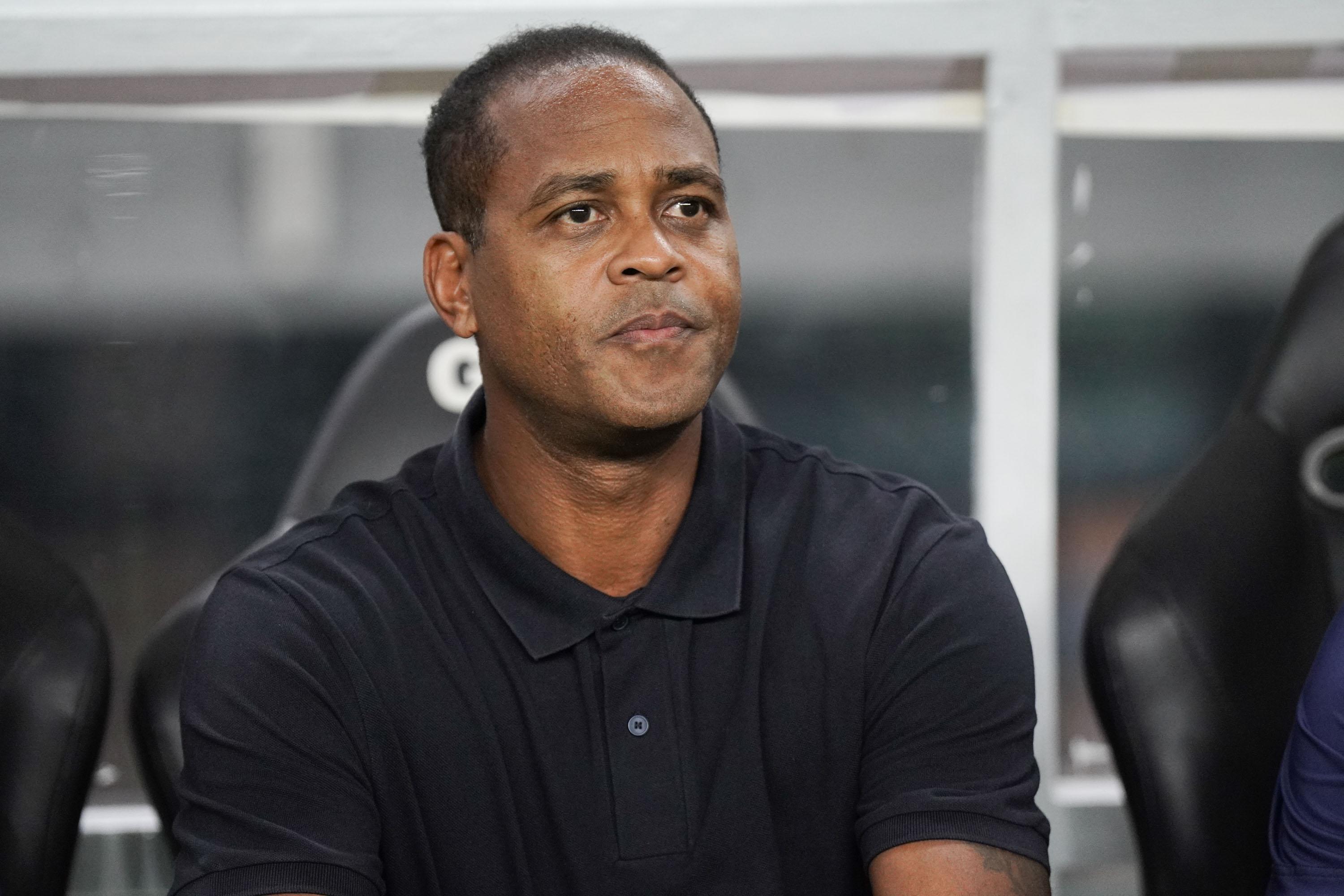 Media Belanda Menulis, Media di Indonesia Serukan Pemecatan Kluivert