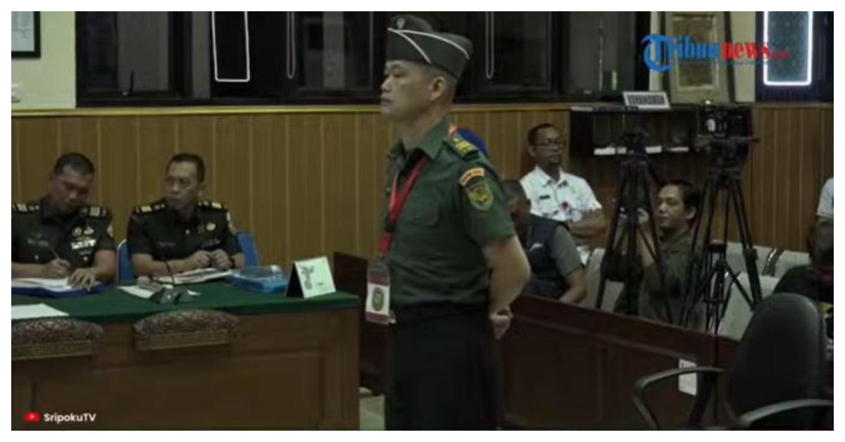 Peltu-Lubis-saat-Jalani-Sidang-Vonis.jpg