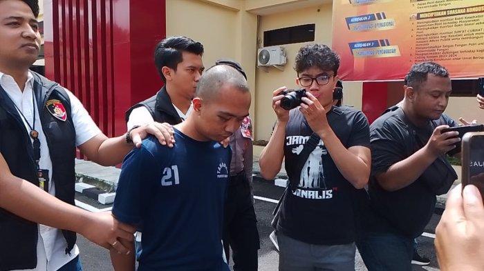 Pembunuhan-di-Kontrakan-Bandung.jpg
